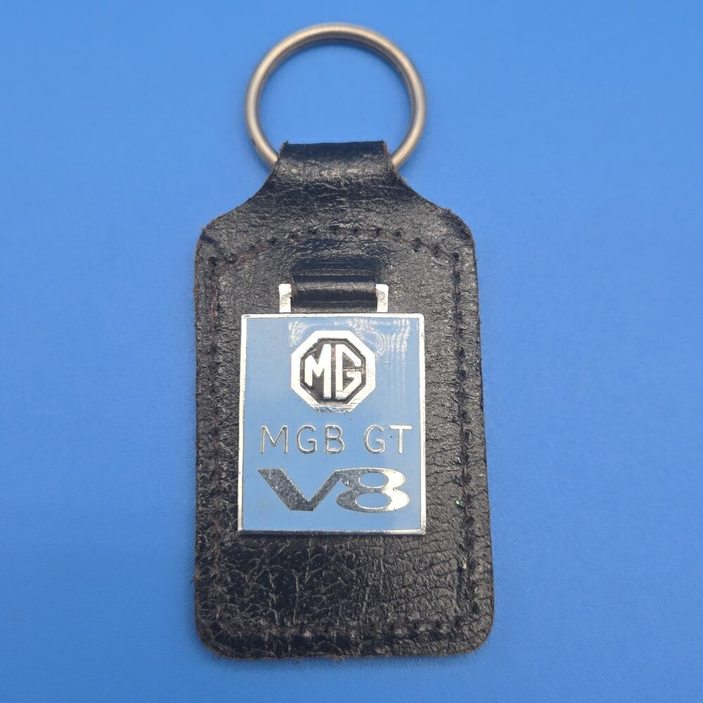 MG MGB/GT V8 Enamel Leather Vintage Motor Car Key Ring Fob Badge Made In England